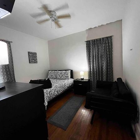 Comfortable 2-Bdrm Spacious Home With Wifi & Patio Ινδιανάπολη Εξωτερικό φωτογραφία