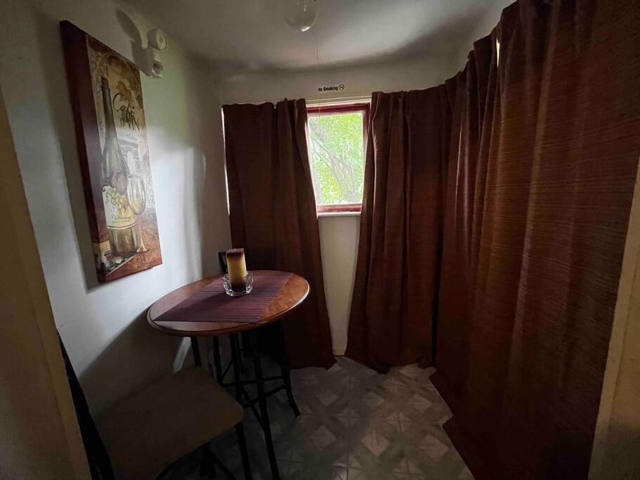 Comfortable 2-Bdrm Spacious Home With Wifi & Patio Ινδιανάπολη Εξωτερικό φωτογραφία
