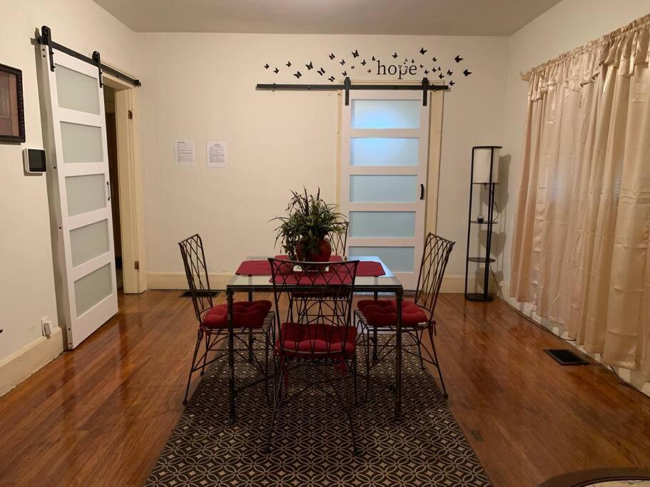 Comfortable 2-Bdrm Spacious Home With Wifi & Patio Ινδιανάπολη Εξωτερικό φωτογραφία